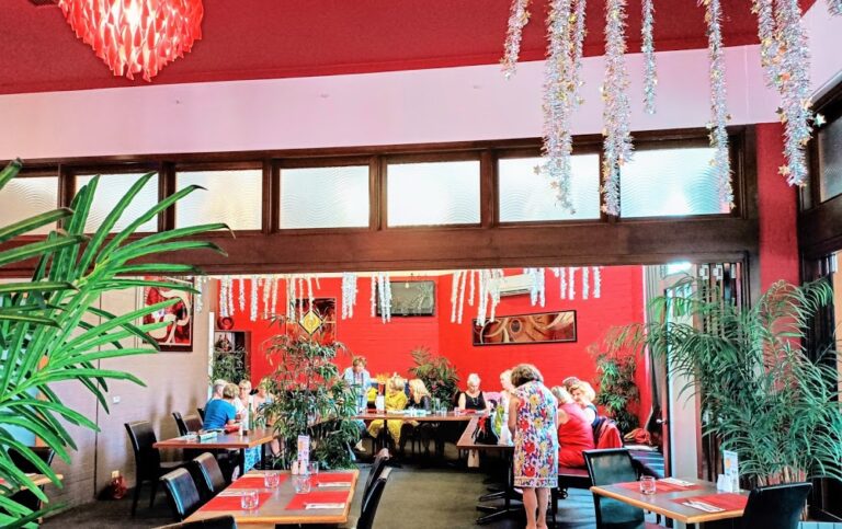 Sunbreakers Restaurant